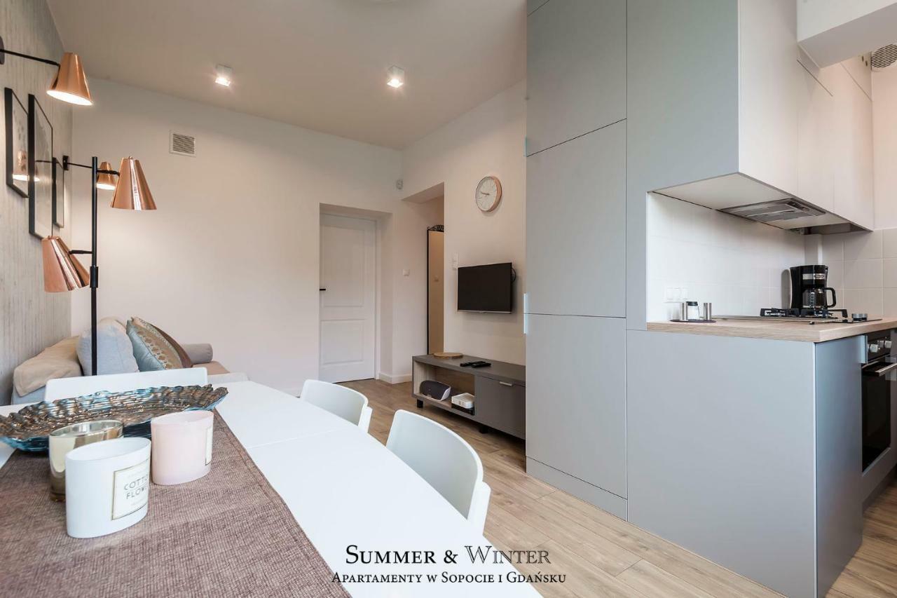 Family Luxury Green Apartment 1-6, 2 Sypialnie I Studio, 52 M2 グダニスク エクステリア 写真
